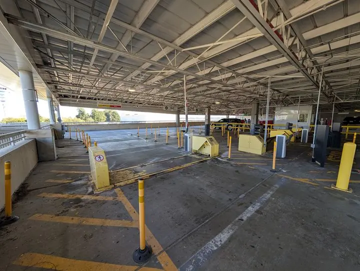 Hertz Car Rental Facility Improvements - photo 8