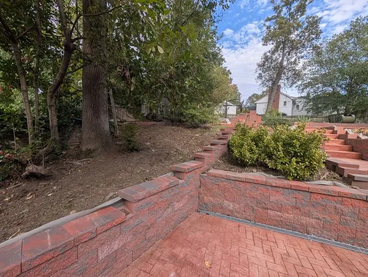 Retaining Wall and Patio Project - photo 4